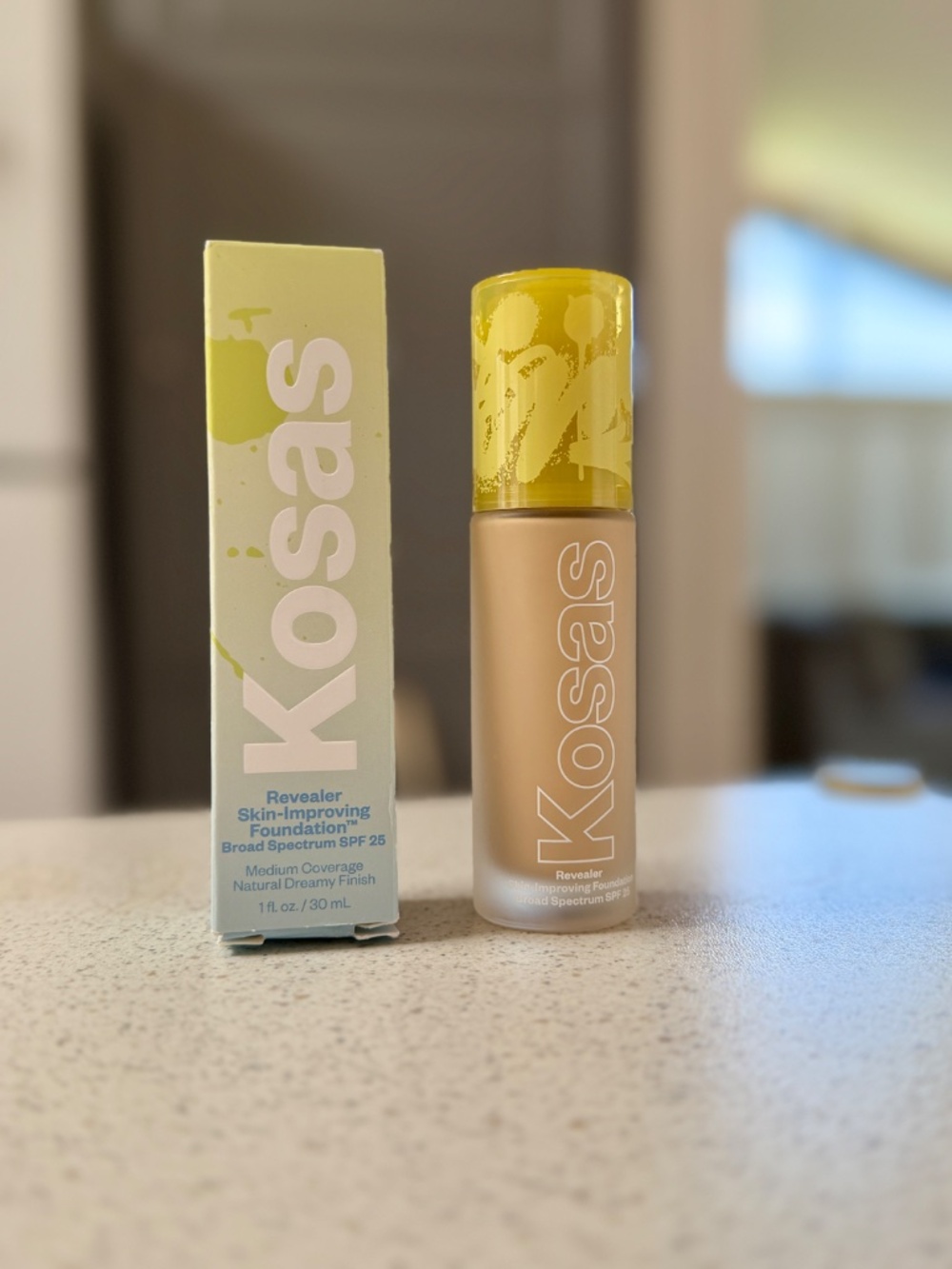 Kosas - Revealer Skin-Improving Foundation SPF 25 in Light Neutral Warm 170